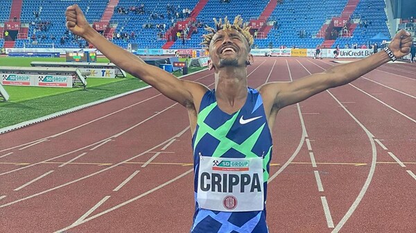 Yamen Crippa esulta dopo il record