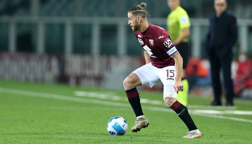 Torino anuncia que jogador da equipe foi testado positivo para Covid-19