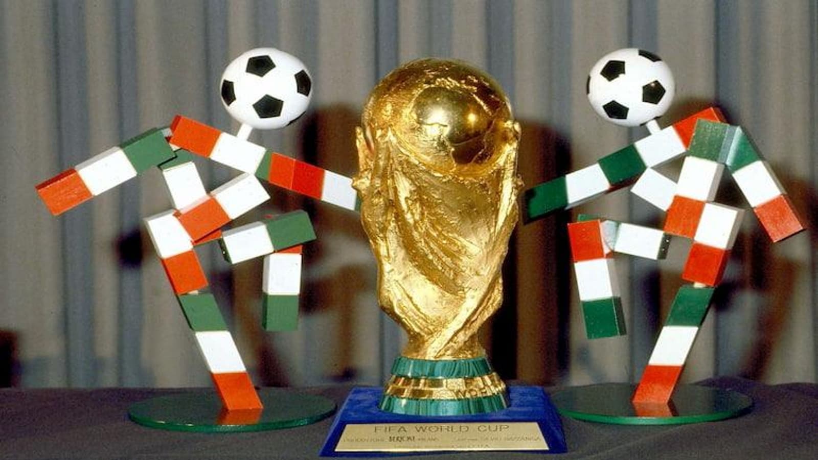 ITALIA 90 - L'arrivo della Coppa del Mondo a Roma - Calcio - Rai Sport